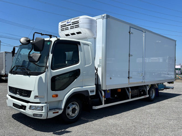 中古冷凍バン 三菱ふそう ファイター