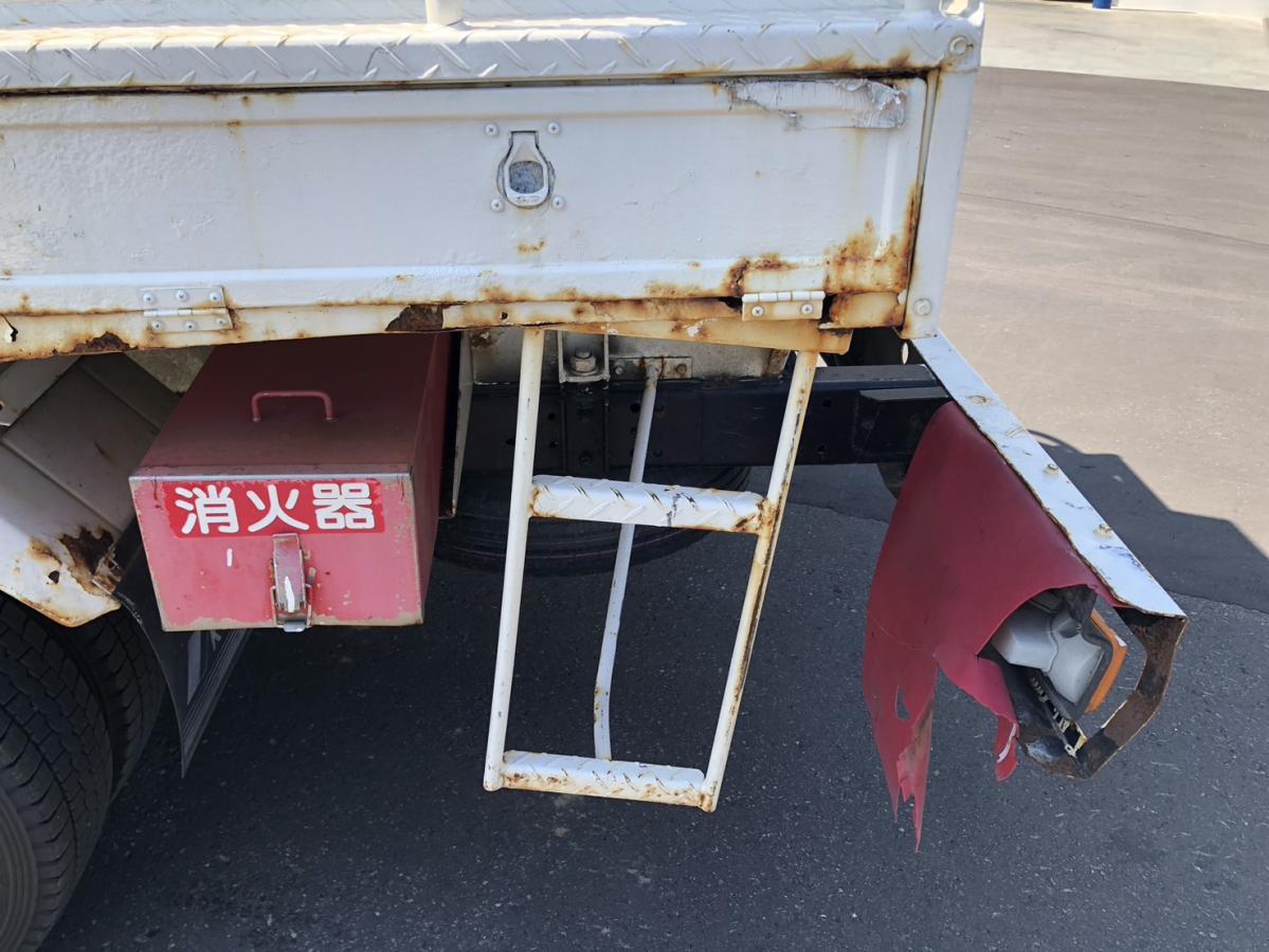 中古タンクローリー 日野 デュトロ /B06286 4WD 3KL 2室