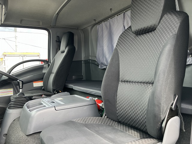 中古冷凍バン UDトラックス コンドル