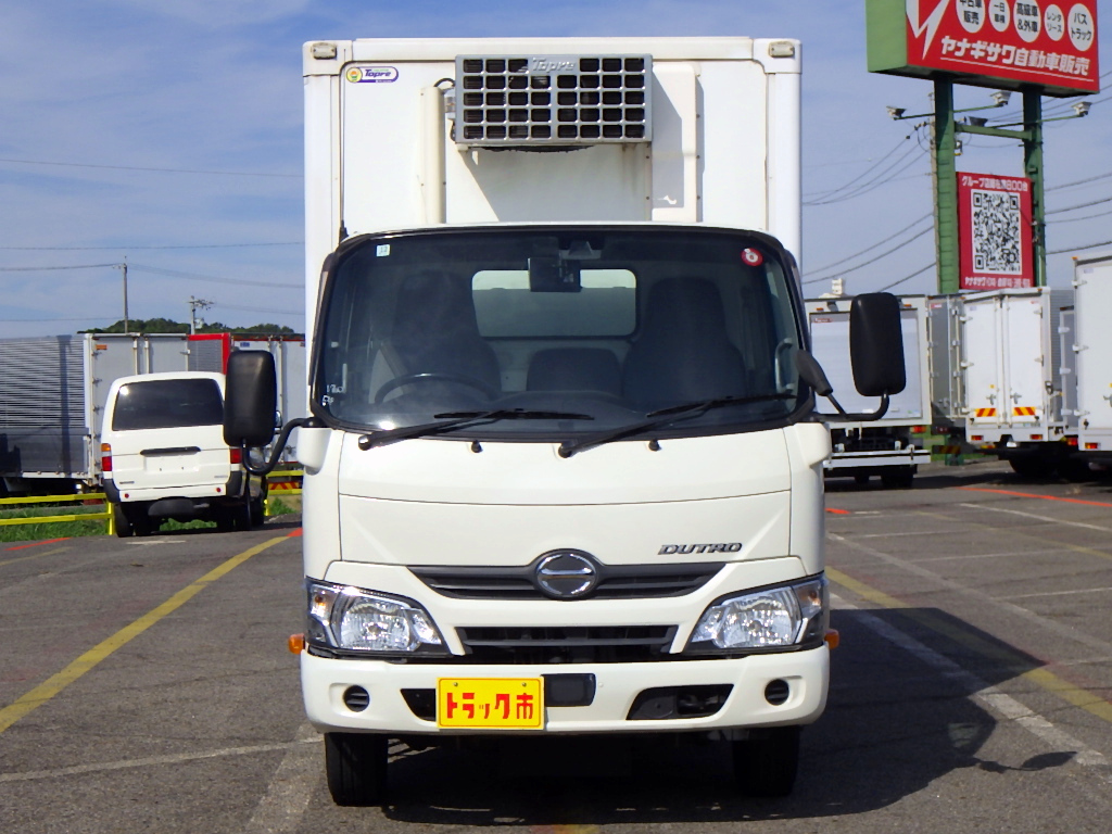 中古冷凍バン 日野 デュトロ