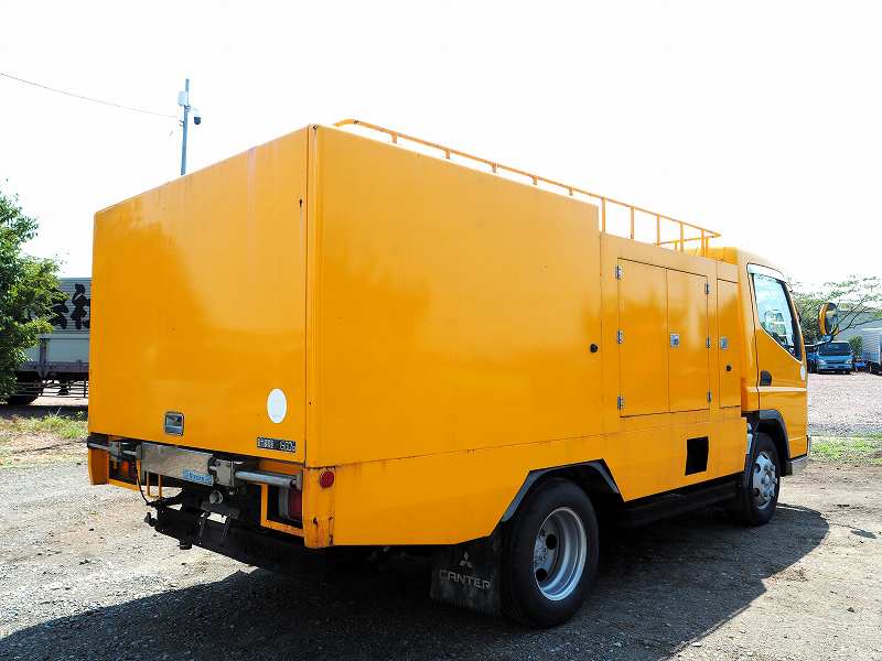 中古清掃車 三菱ふそう キャンター