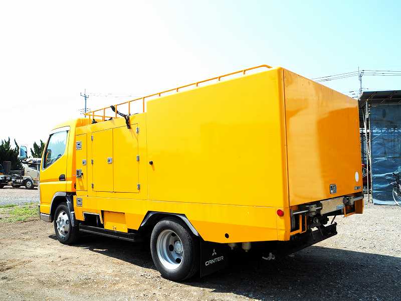 中古清掃車 三菱ふそう キャンター
