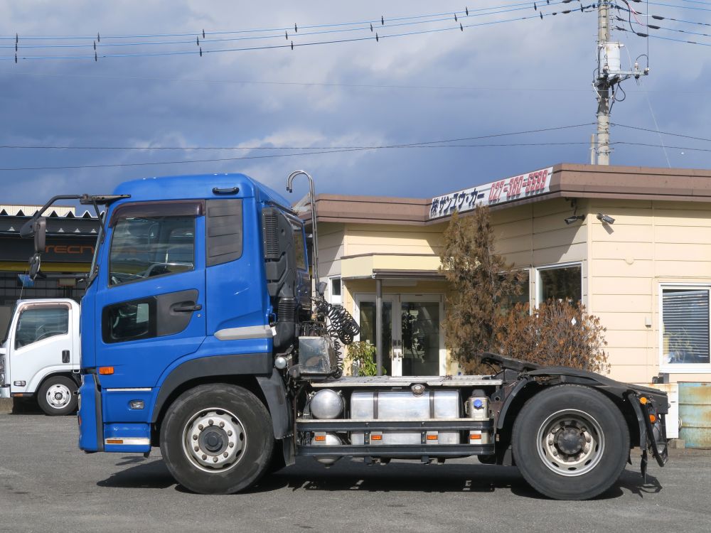 中古トラクタ UDトラックス クオン