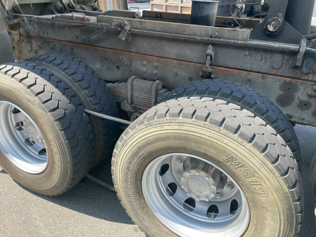 中古深ダンプ 日野 プロフィア
