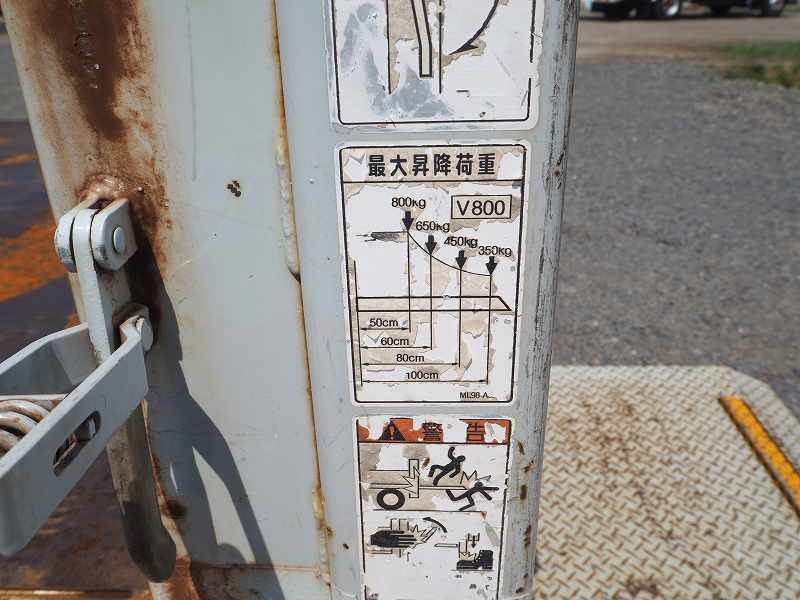 中古平ボディ いすゞ エルフ