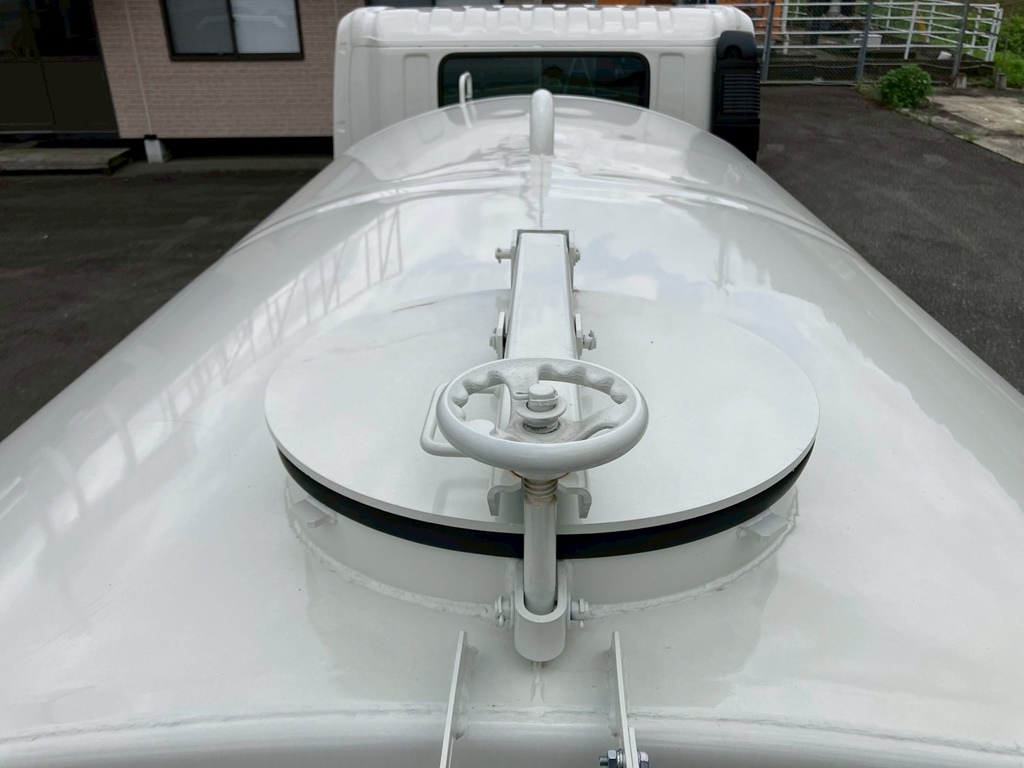 中古散水車 日野 デュトロ