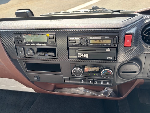 中古冷凍バン 日野 レンジャー