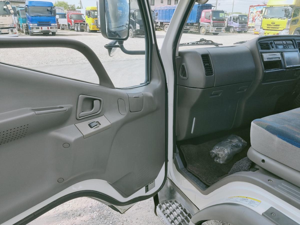 中古平アルミブロック 三菱ふそう キャンターガッツ