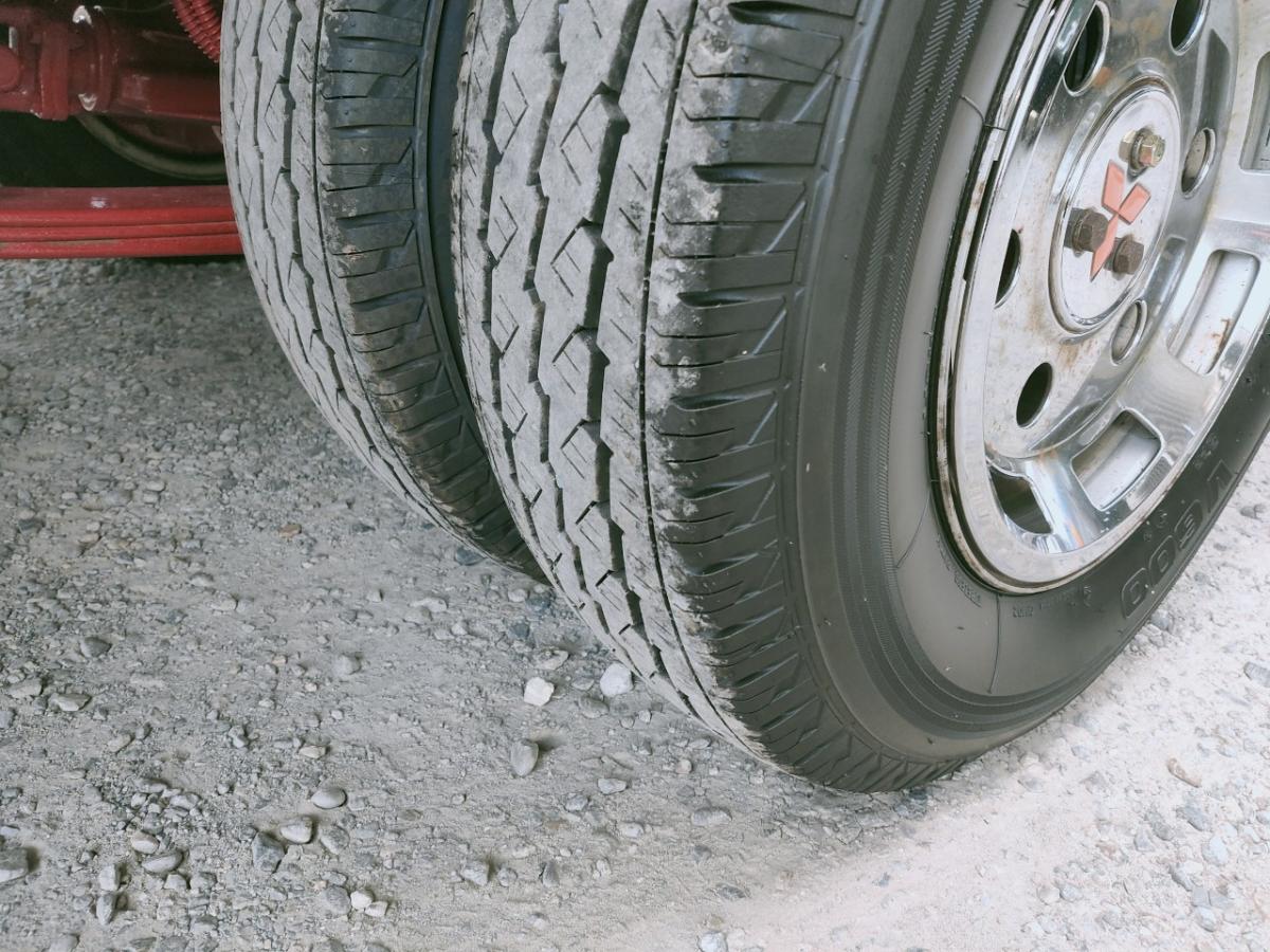 中古平アルミブロック 三菱ふそう キャンターガッツ