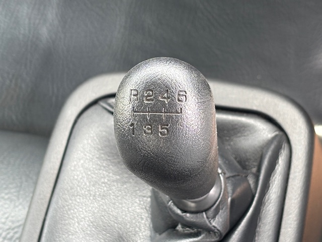 中古コンテナ車 三菱ふそう ファイター