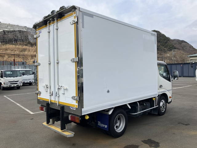 中古冷凍バン 日野 デュトロ