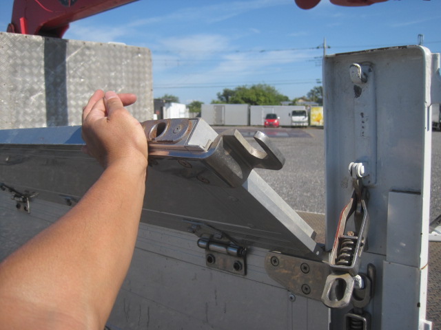 中古クレーン いすゞ エルフ