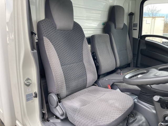 中古冷凍バン いすゞ エルフ