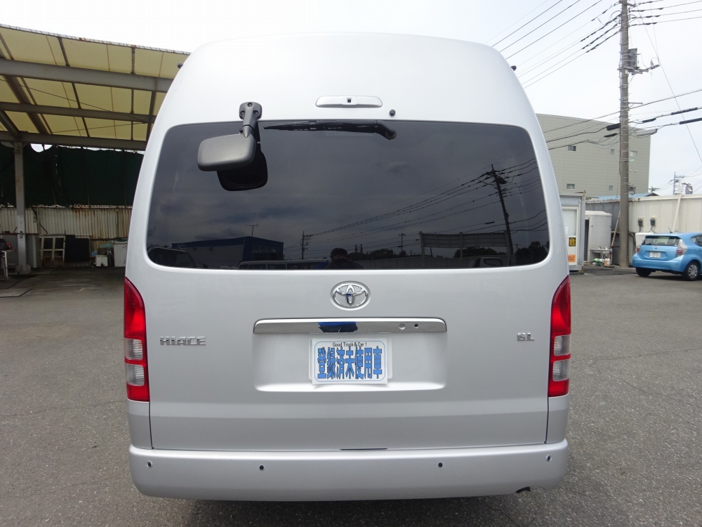 中古バス トヨタ ハイエース