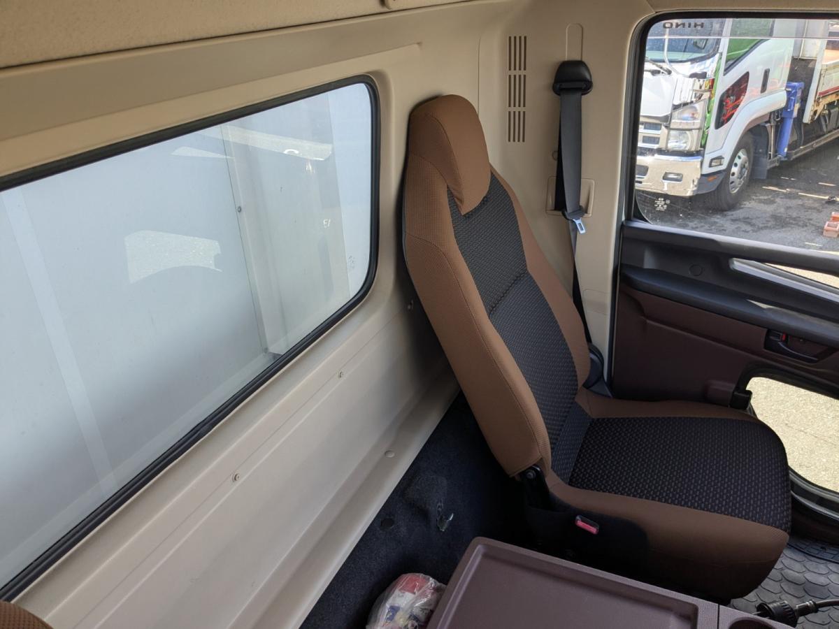 中古冷凍バン 日野 レンジャー