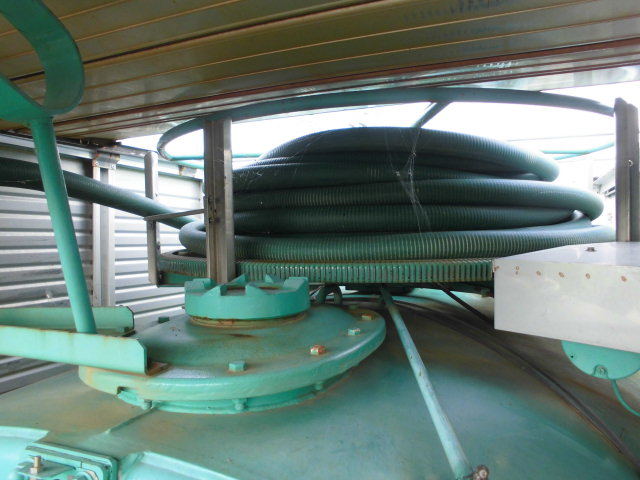 中古糞尿車(バキュームカー) いすゞ エルフ