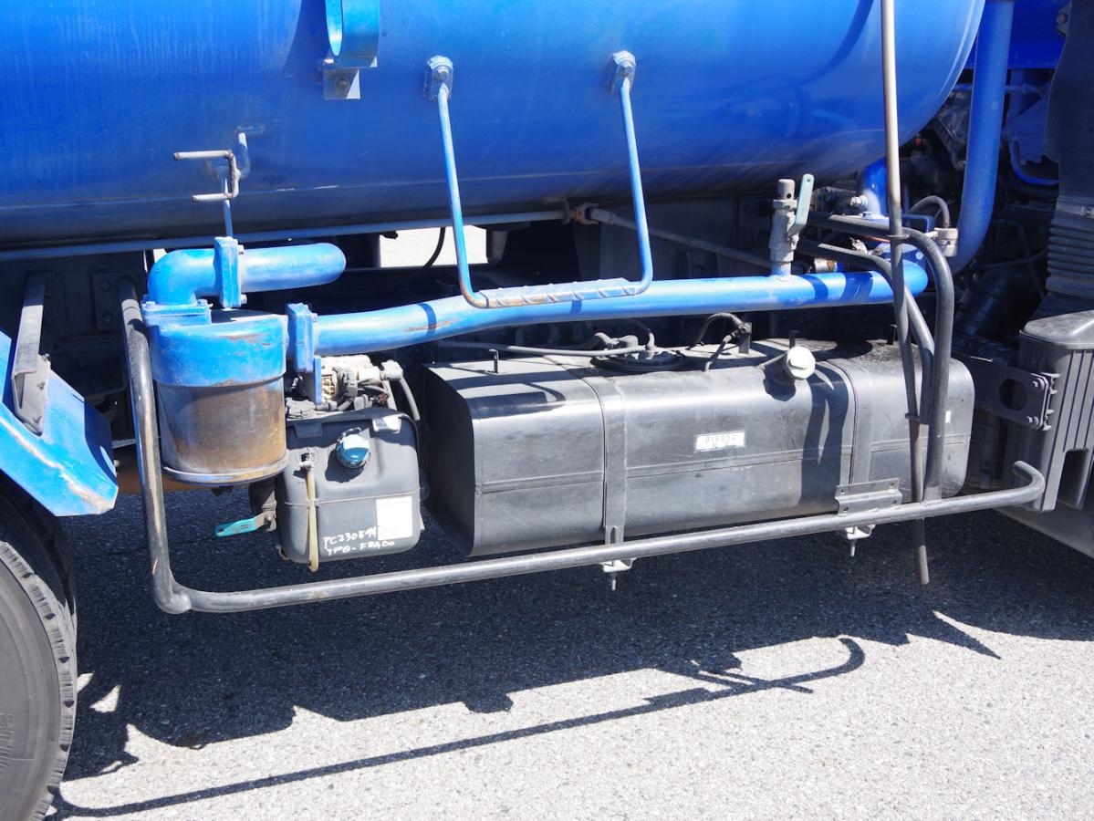 中古糞尿車(バキュームカー) 三菱ふそう キャンター /糞尿車 モリタ