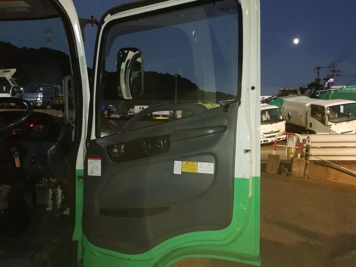 中古塵芥車(パッカー車) 日野 レンジャー
