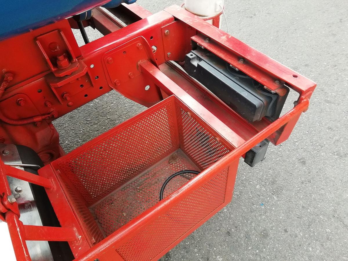 中古糞尿車(バキュームカー) 三菱ふそう キャンター