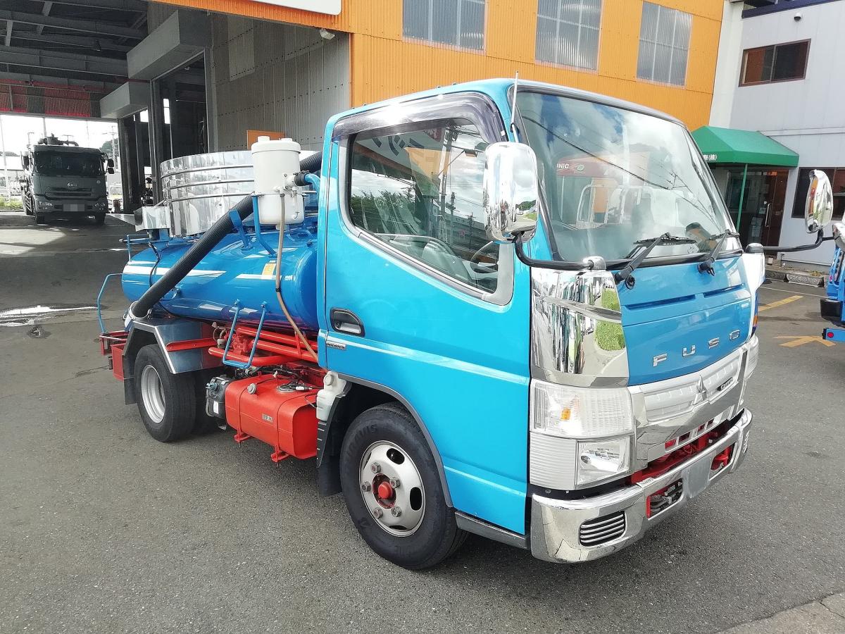 中古糞尿車(バキュームカー) 三菱ふそう キャンター