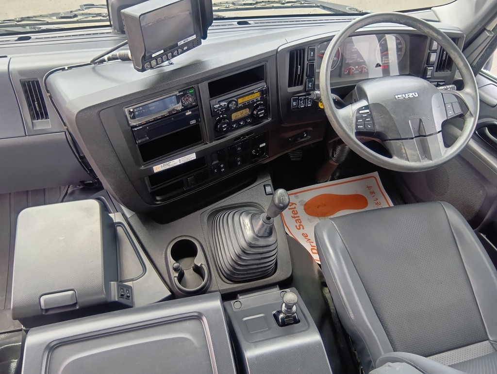 中古ミキサー車(生コン車) いすゞ ギガ