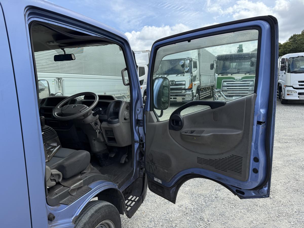 中古平ボディ ニッサン アトラス