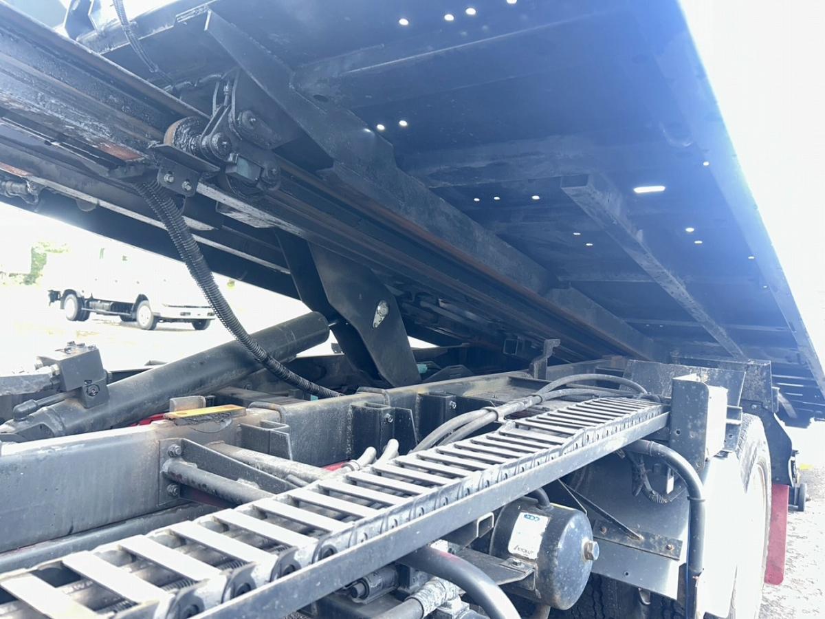 中古キャリアカー(積載車) いすゞ エルフ
