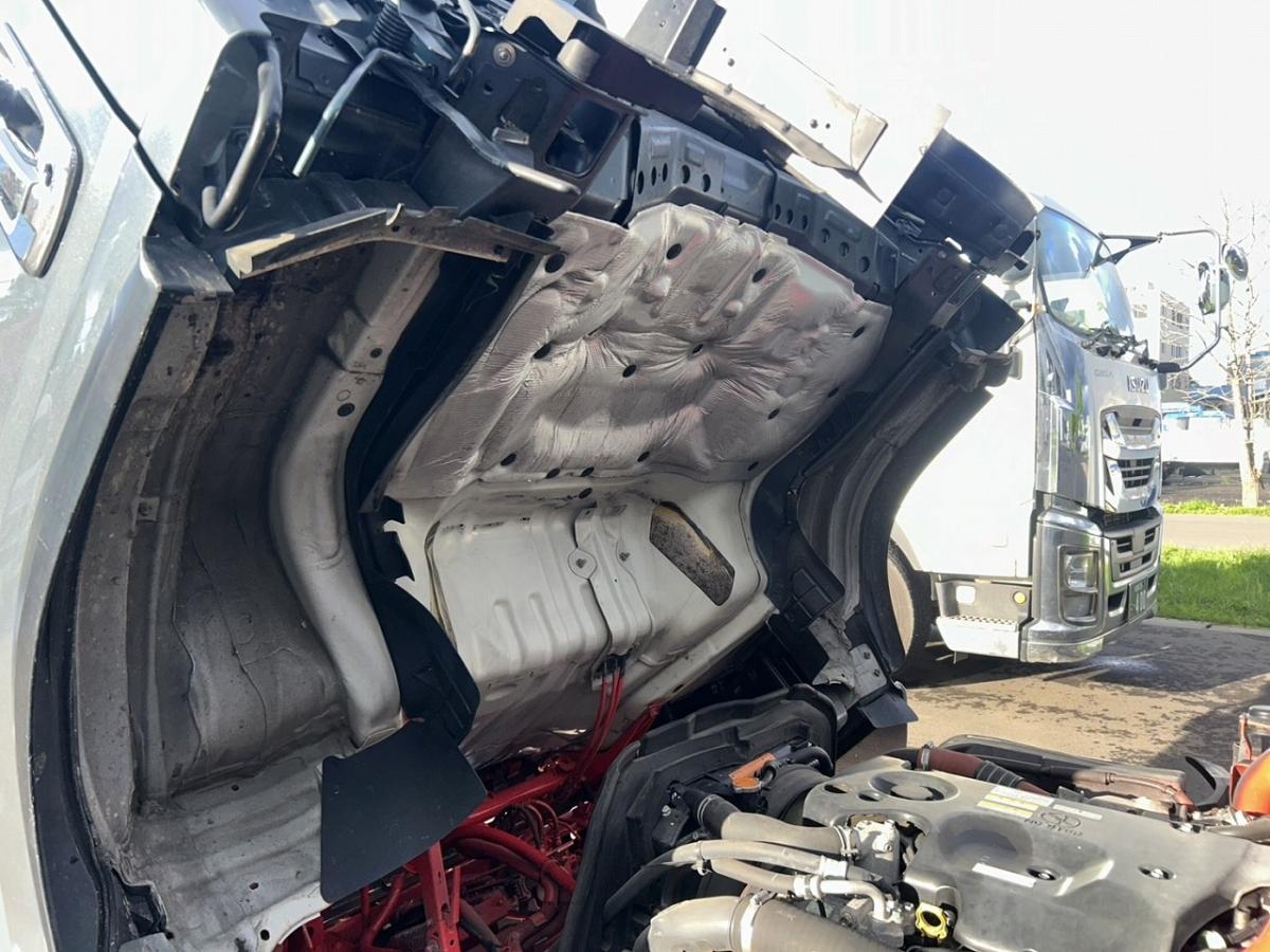 中古キャリアカー(積載車) いすゞ エルフ