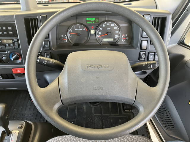中古冷凍バン いすゞ エルフ