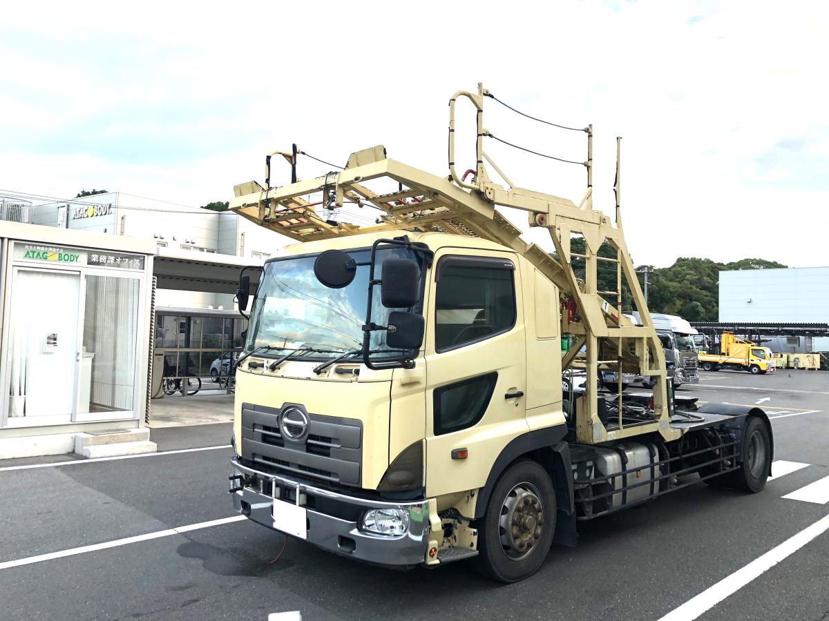 中古トラクタ 日野 