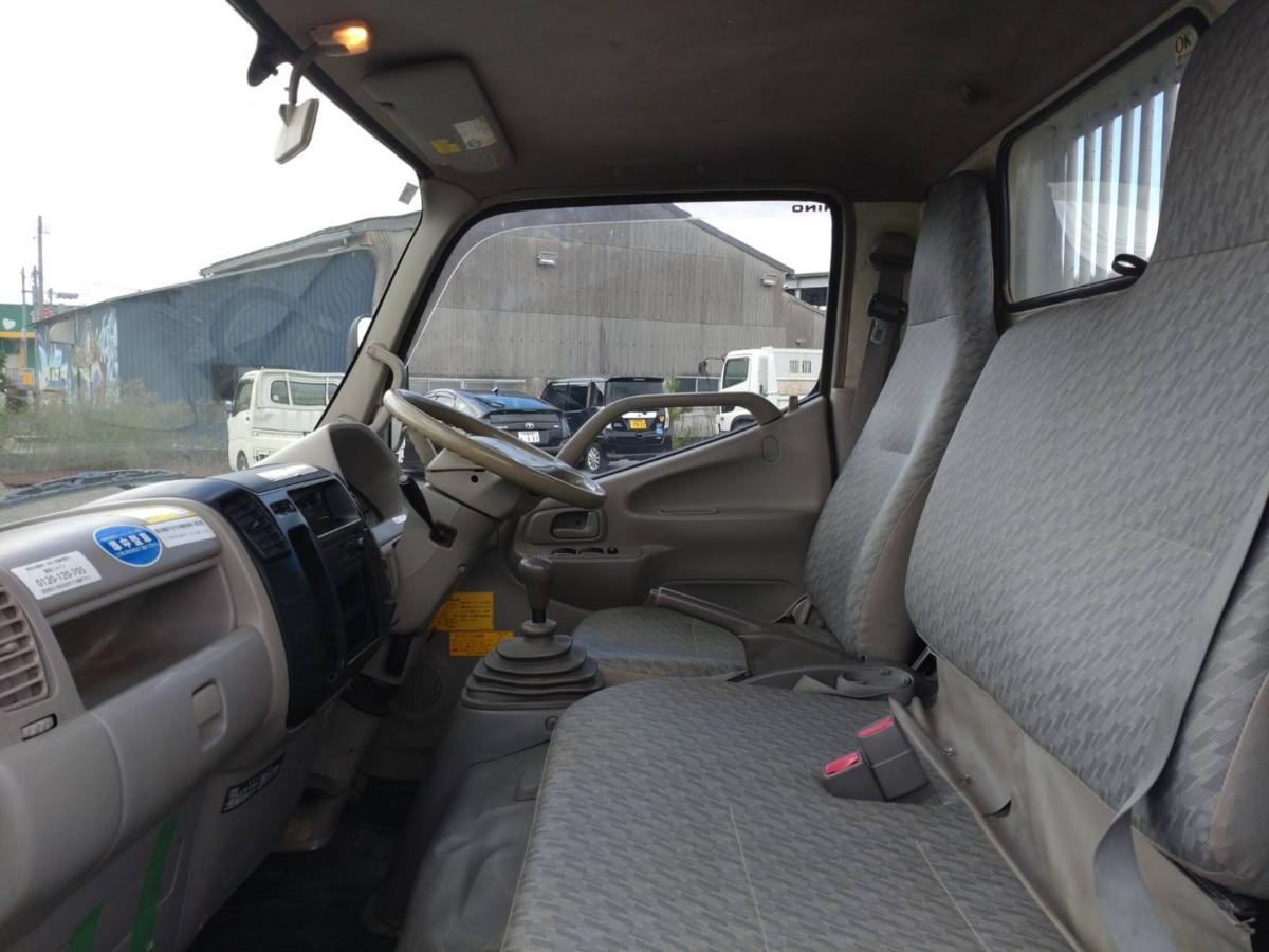 中古ダンプ 日野 デュトロ