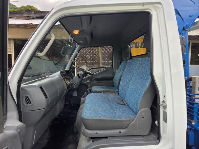 中古レッカー車 三菱ふそう キャンター