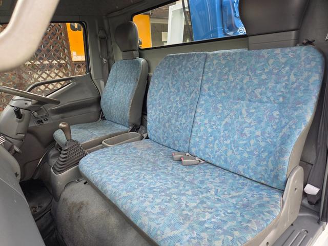 中古レッカー車 三菱ふそう キャンター