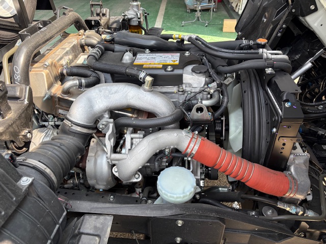中古コンテナ車 いすゞ フォワード