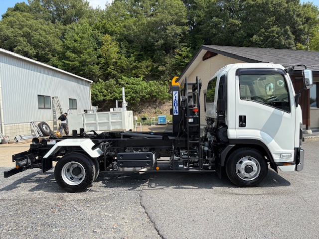 中古コンテナ車 いすゞ フォワード