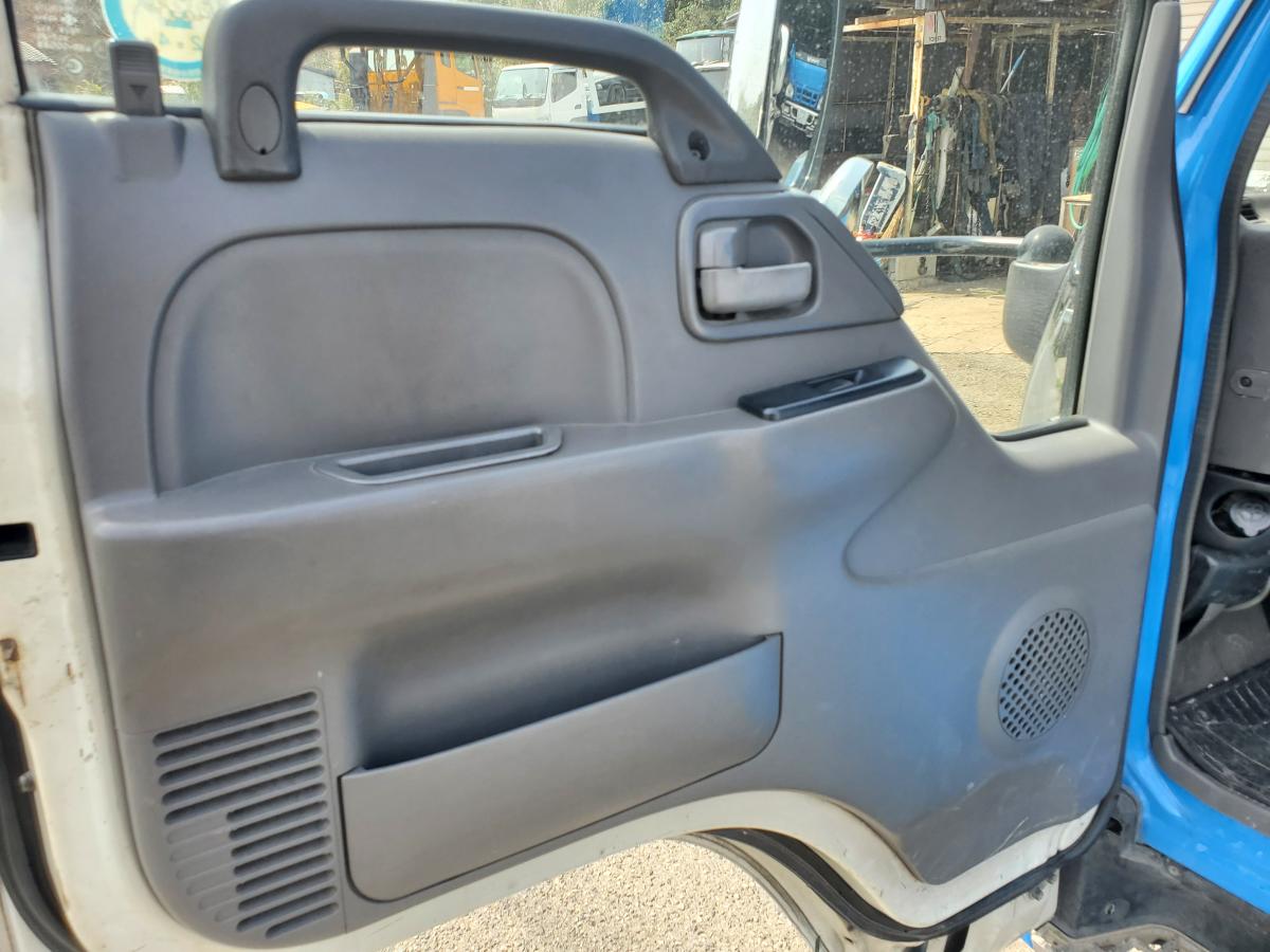 中古レッカー車 ニッサン アトラス