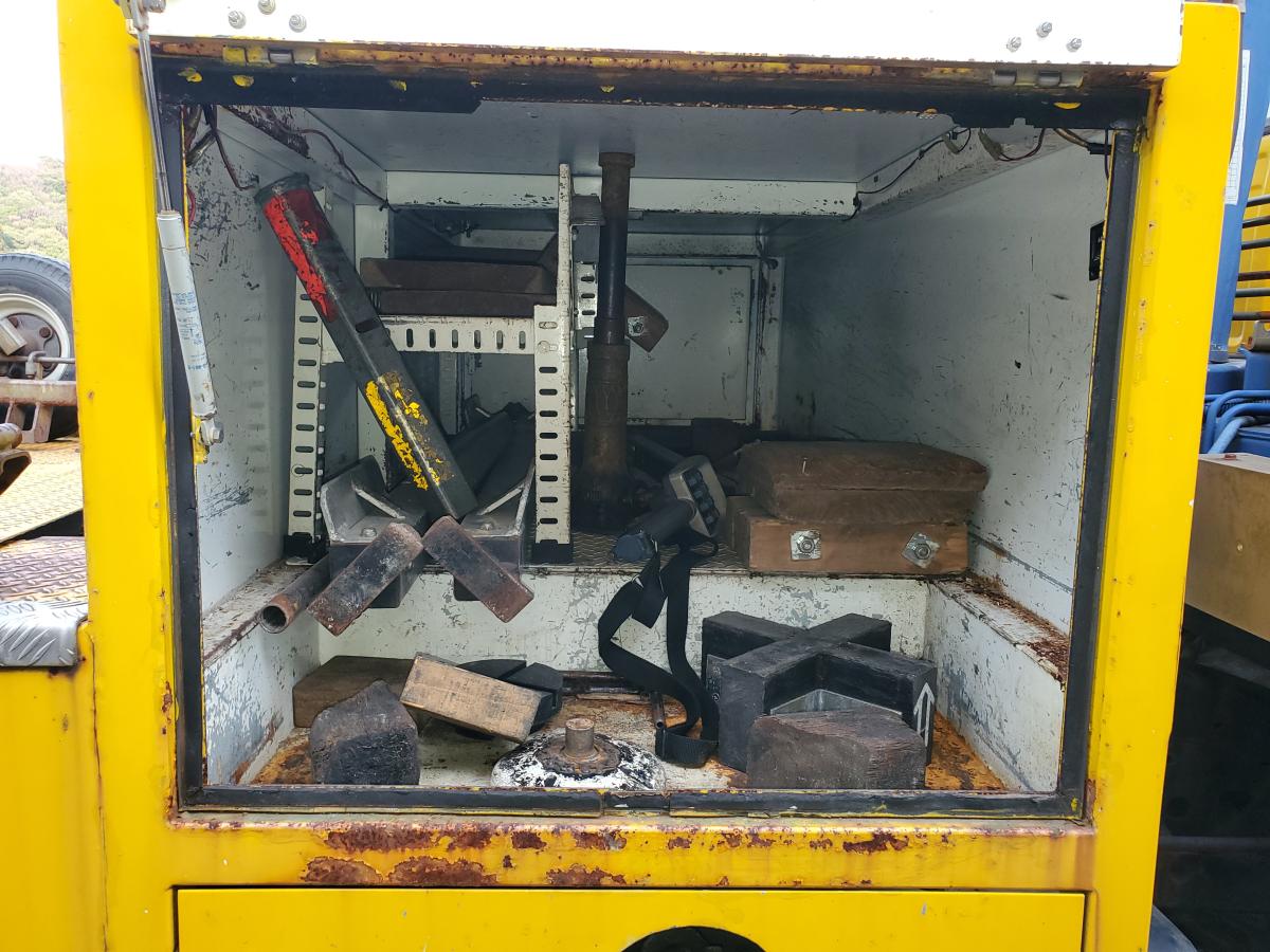 中古レッカー車 ニッサン アトラス