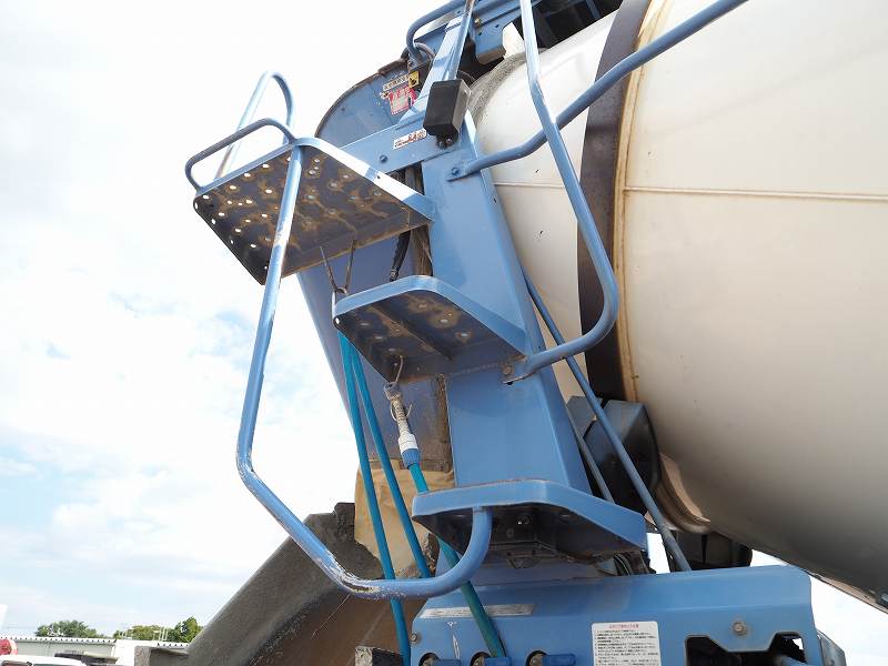 中古ミキサー車(生コン車) いすゞ ギガ