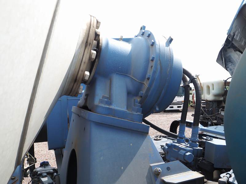 中古ミキサー車(生コン車) いすゞ ギガ