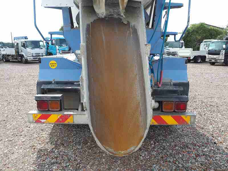 中古ミキサー車(生コン車) いすゞ ギガ