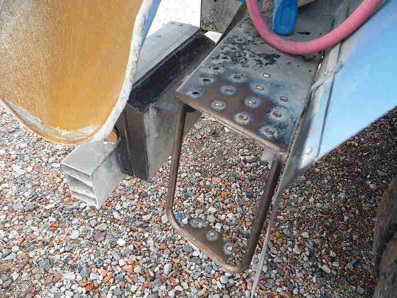 中古ミキサー車(生コン車) いすゞ ギガ