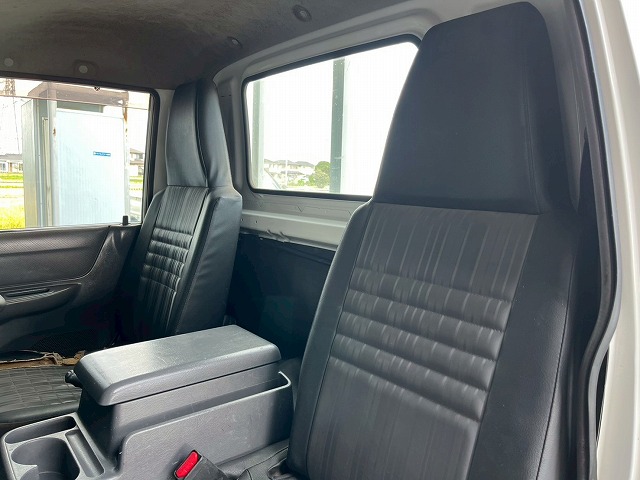 中古平ボディ マツダ ボンゴ