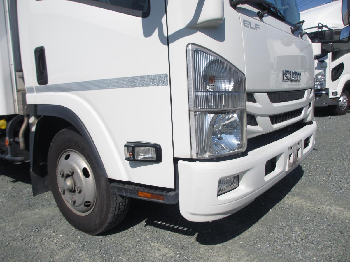 中古冷凍バン いすゞ エルフ