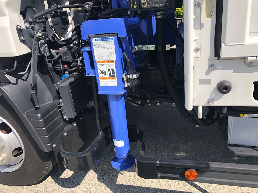 中古クレーン 三菱ふそう キャンター