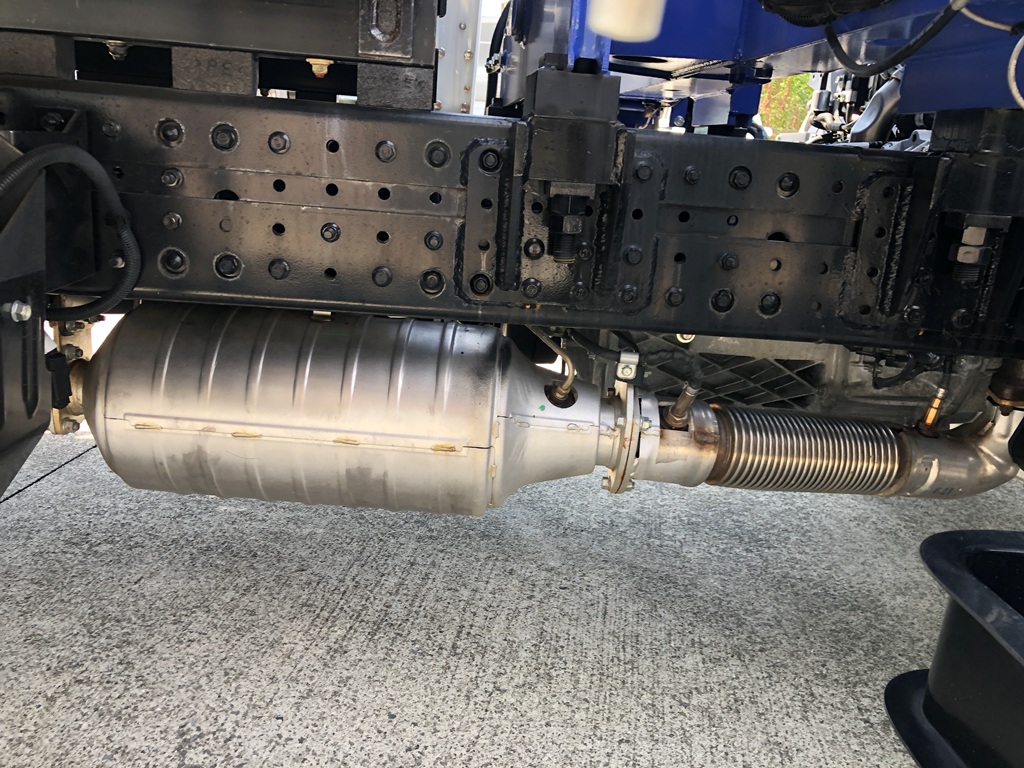 中古クレーン 三菱ふそう キャンター