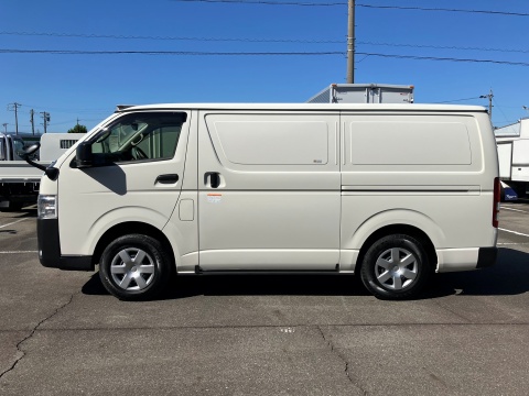 中古冷凍バン トヨタ ハイエース