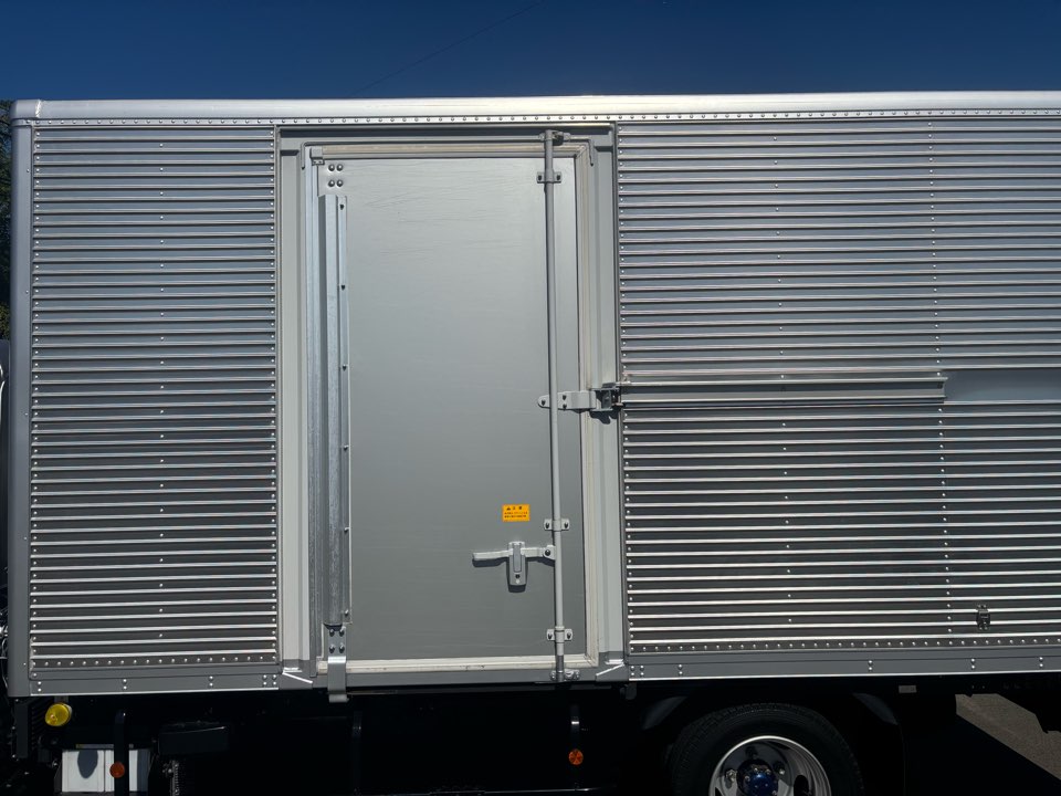 中古アルミバン 三菱ふそう キャンター