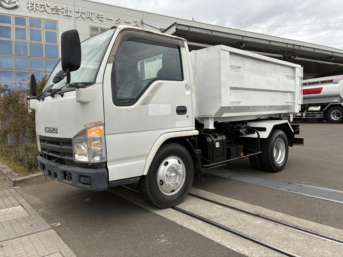 中古コンテナ車 いすゞ エルフ /上物ほぼ新品、3tアームロール、箱付 