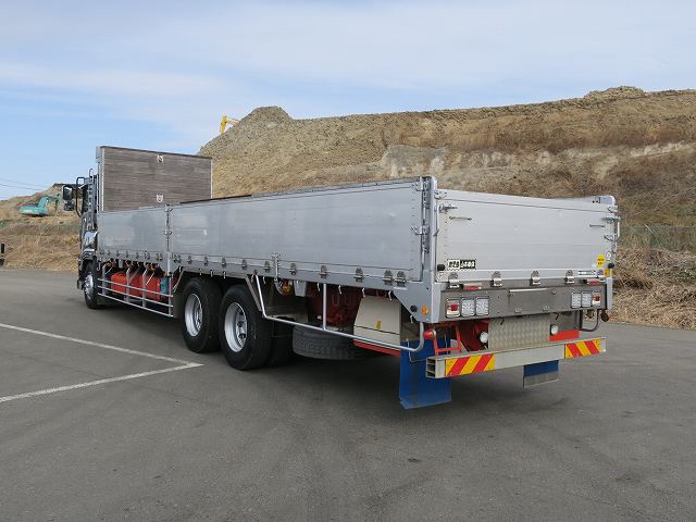 中古平アルミブロック いすゞ ギガ