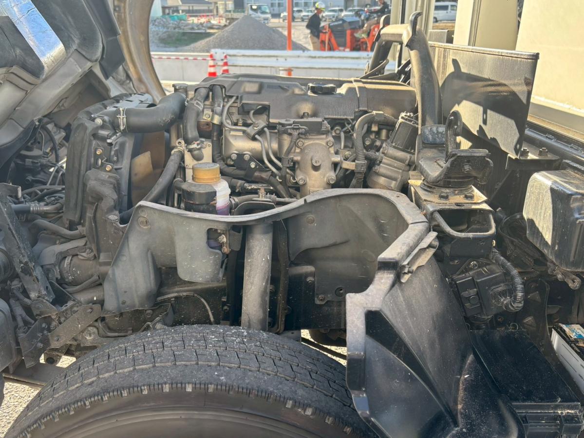 中古穴掘建柱車 三菱ふそう キャンター